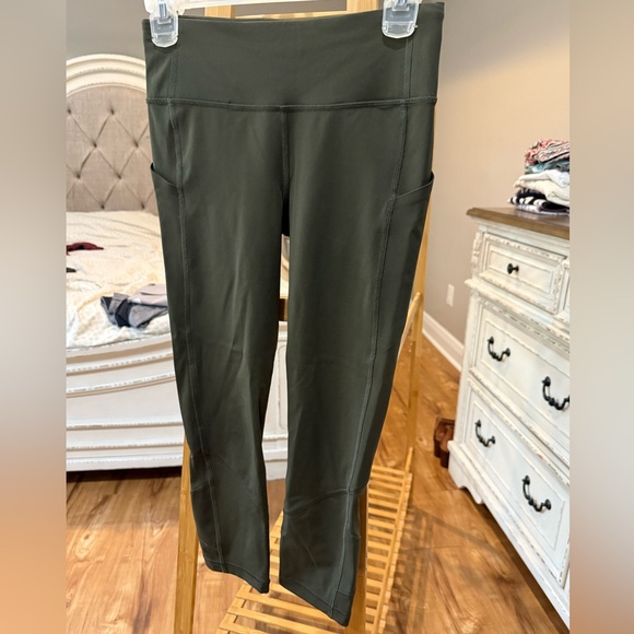Lululemon Pace Rival Green Leggings - Picture 4 of 10